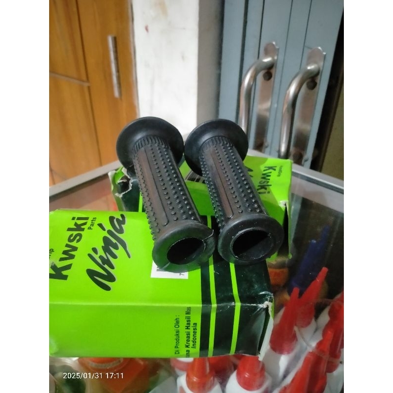 KWSKI Grip Ninja RR Handgrib Handfat Karet Gas stang Ninja Megapro Vixion Tiger Universal Motor Spor