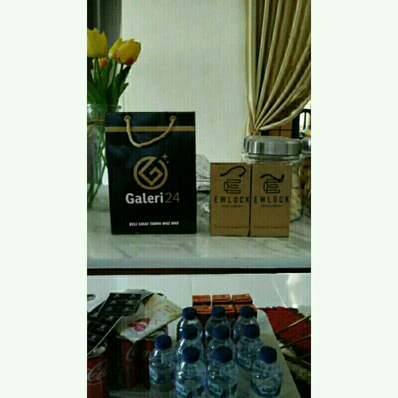 

PAPERBAG CUSTOM PARFUM 30ML//CUSTOM WEDDING