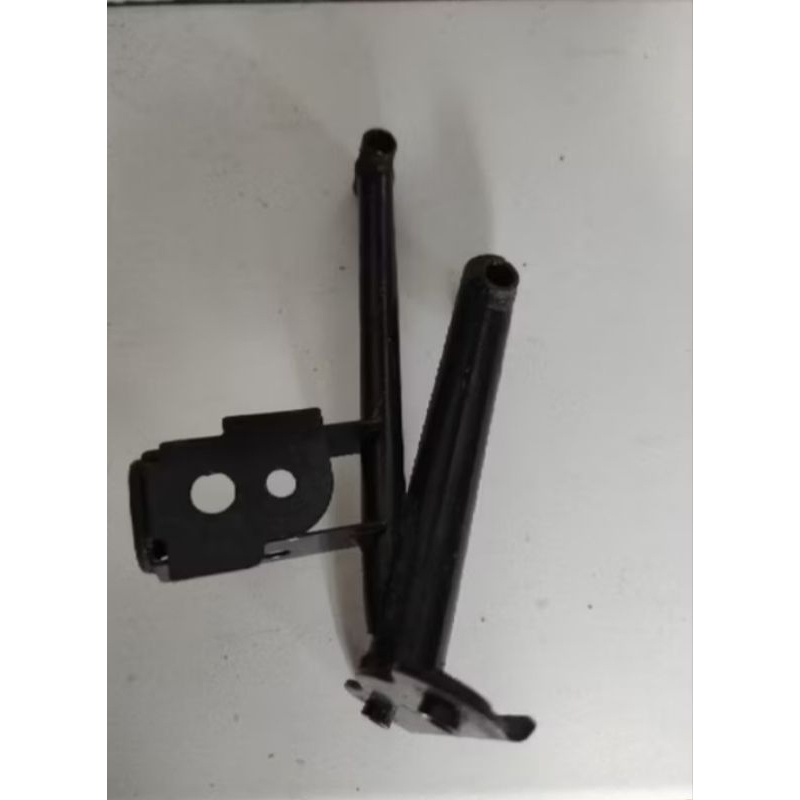 brecket breket dudukan tameng depan honda beat street esp original