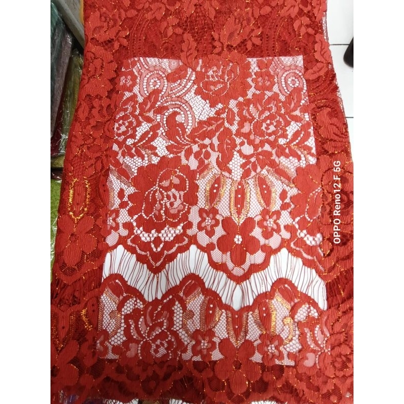 BAHAN KEBAYA BRUKAT SAINT LAURENT WARNA MERAH.