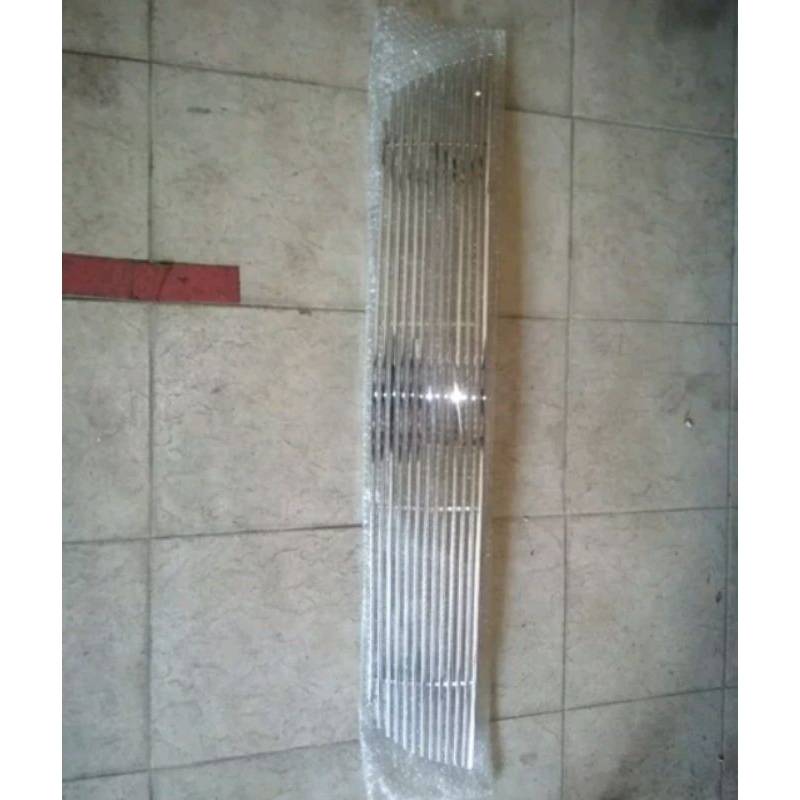 grille bemper depan bawah Pajero sport tahun 2010-2015
