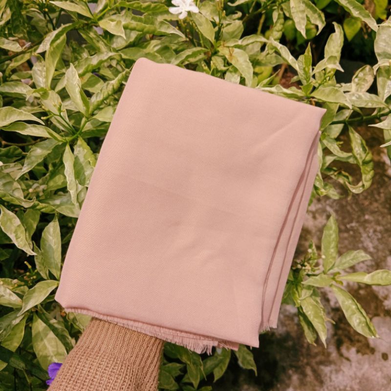 preloved kerudung umama saudia rawis jilbab wanita