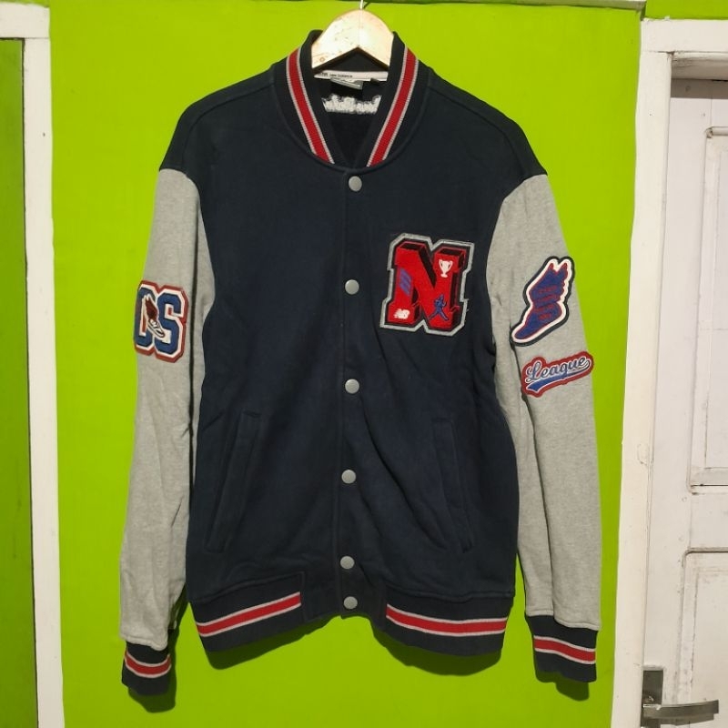 sweater bomber new balance