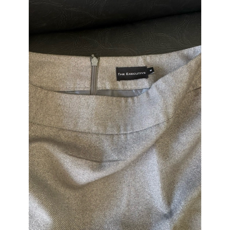 Preloved Rok The Executive