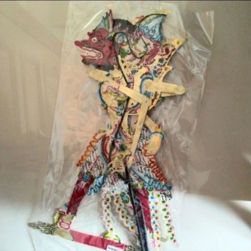 SATU SET WAYANG KULIT PANDAWA LIMA KURAWA DAN RAMAYANA
