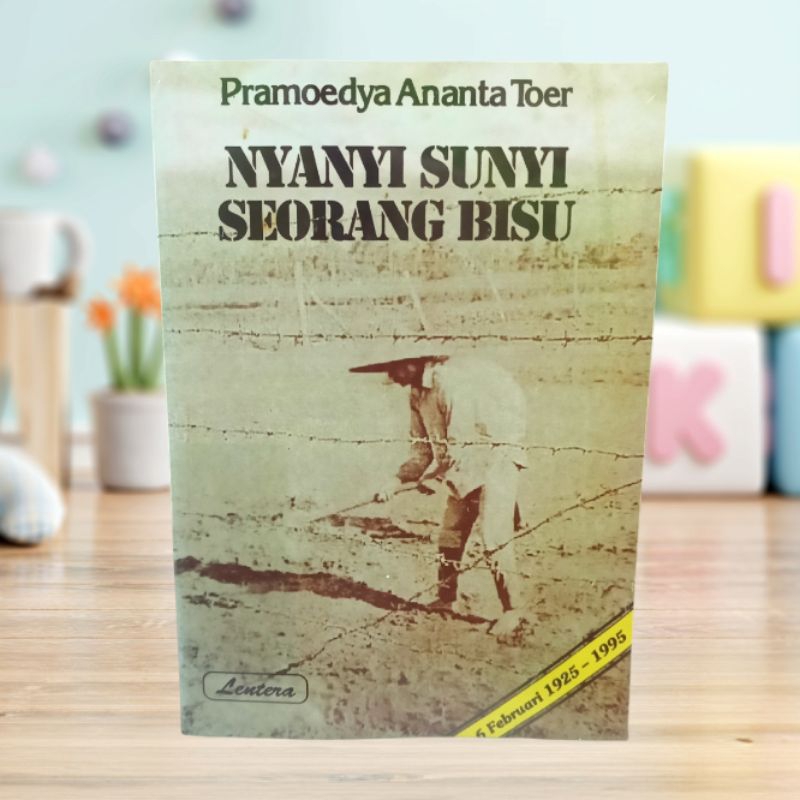 Buku Nyanyian sunyi seorang bisu