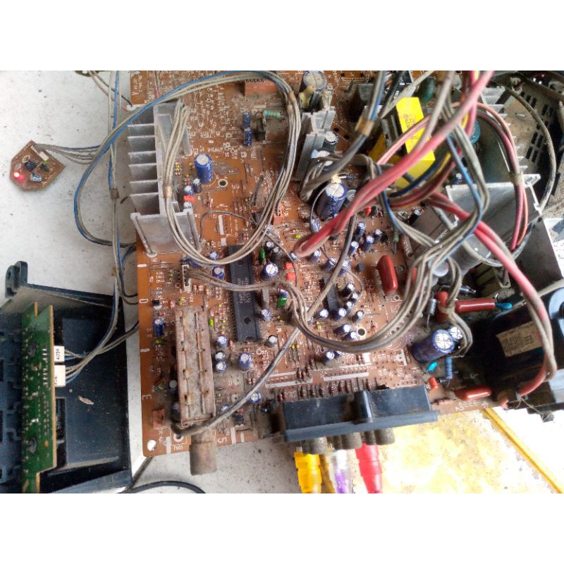 Mesin TV tabung slim 21inc merk LG, non EW,Normal