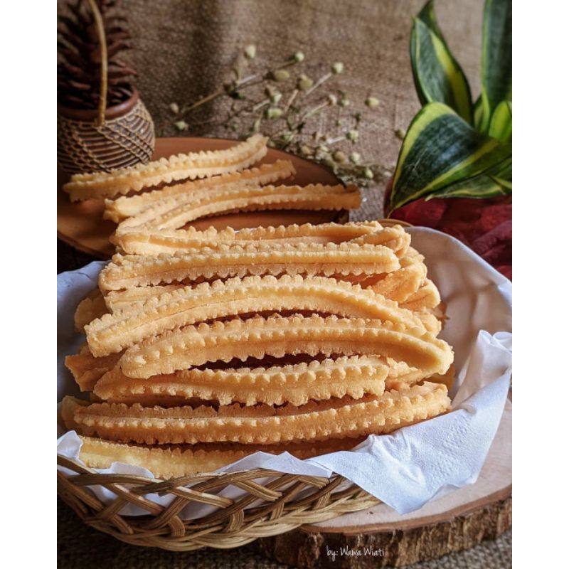 

KUE KECIPIR WIJEN/CHUROS HOMEMADE MANIS GURIH RENYAH 250GRAM