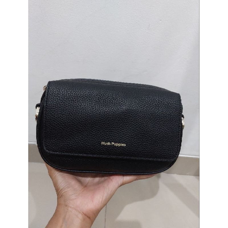Tas Wanita Hush Puppies Fenella Sling M Black