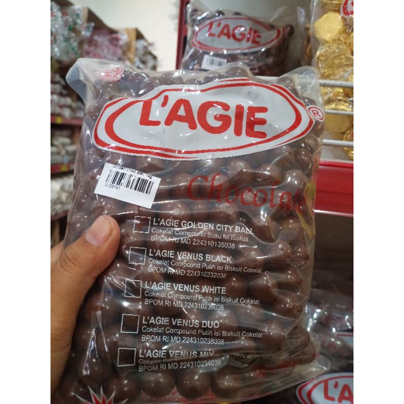 

LAGIE GOLDEN CITY BALL BESAR biskuit