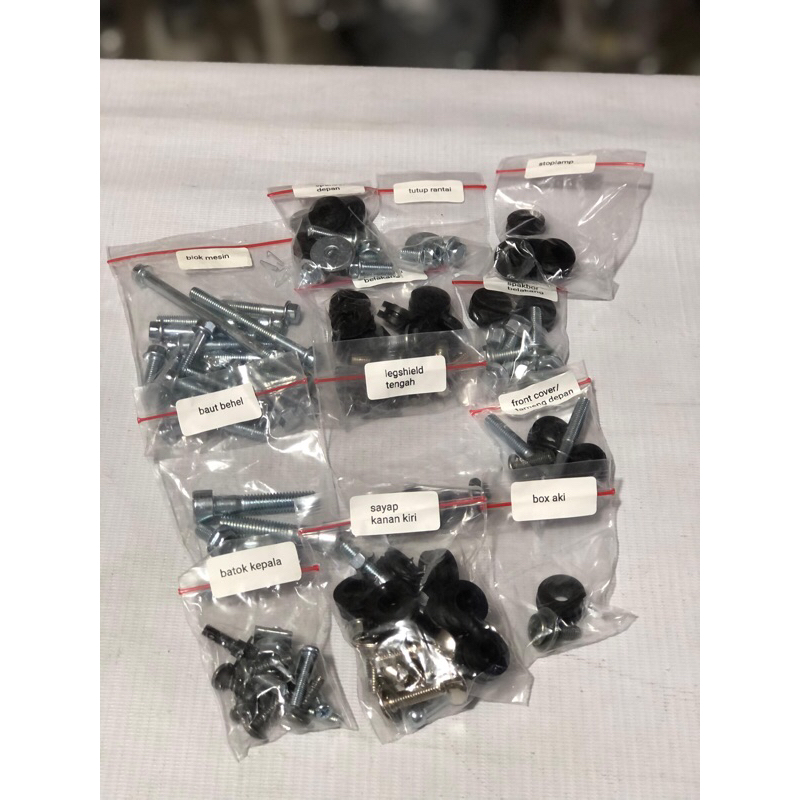Set Baut + Karet Body F1zr -satriamodifikasipekanbaru-