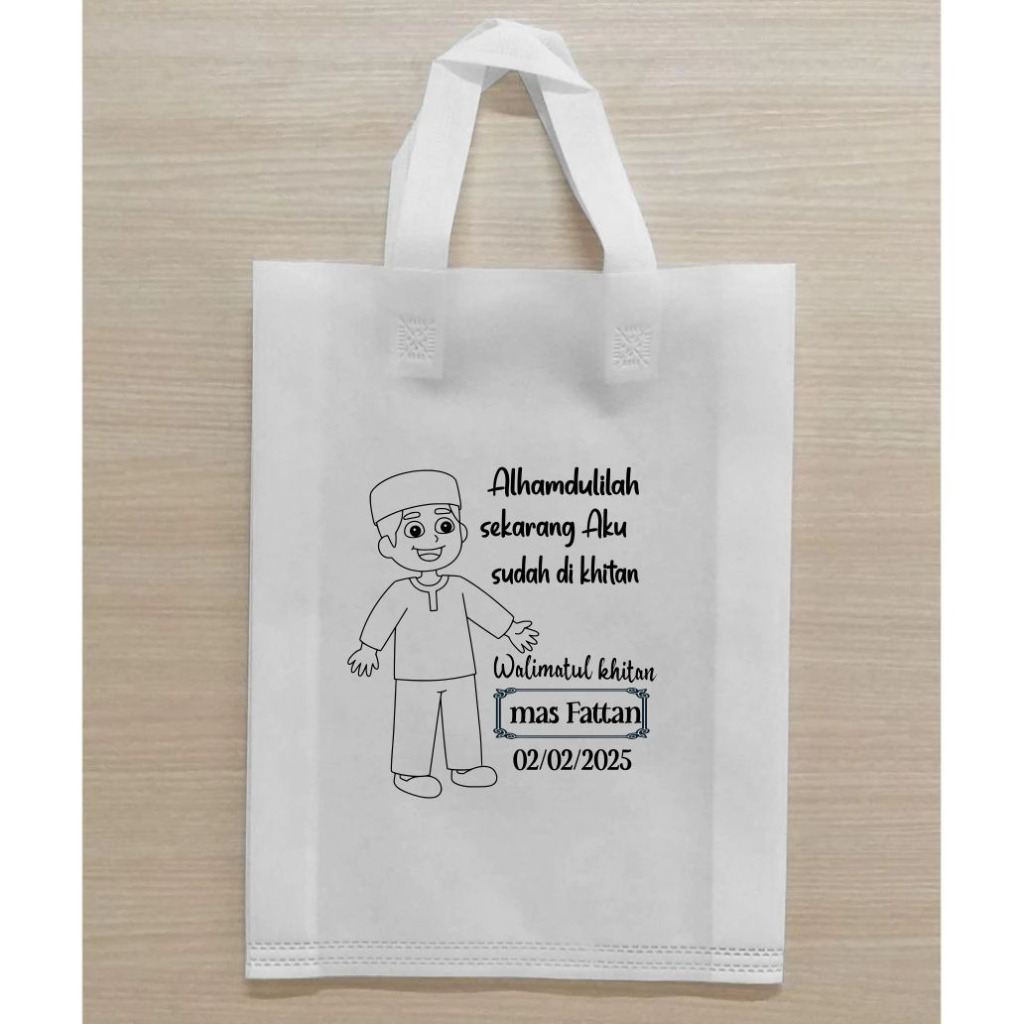 

Goodie Bag Tas Spunbond Free Sablon 1 hari beres ukuran 30x40x8