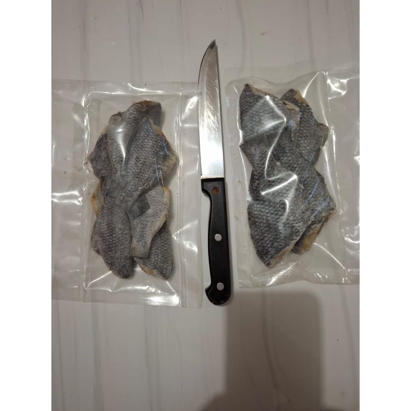 

Ikan Asin / Long He dibuat dari resep kuno asli