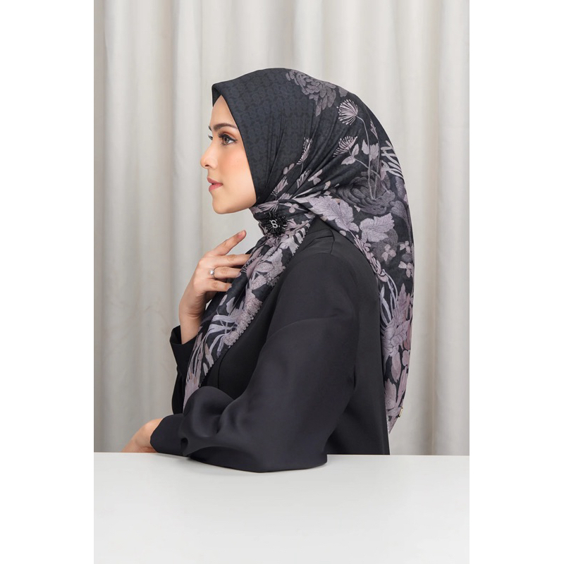 HIJAB MOTIF BUTTONSCARVES NEW COLLECTION HERMOSA SCARF SERIES BY BUTTON SCARF
