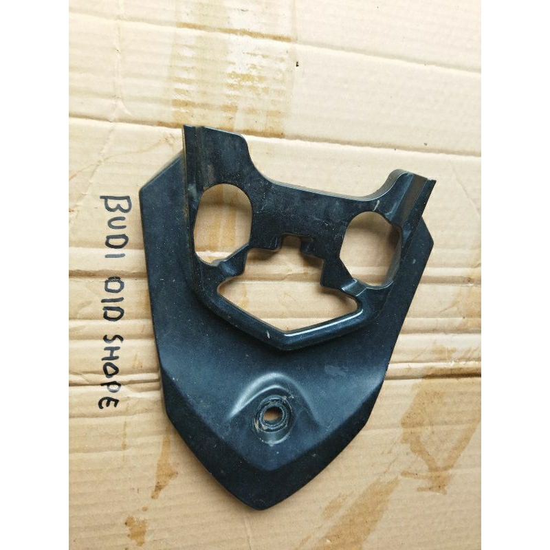 cover rear center sambungan body bodi belakang honda vario 125 old vario 125 kzr original