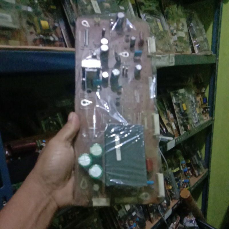 Y main Y sus TV Plasma Samsung Type 43D450