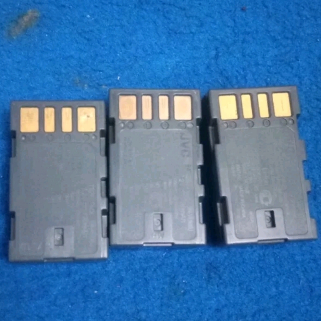 Batre ori handycam JVC BN-VF808U