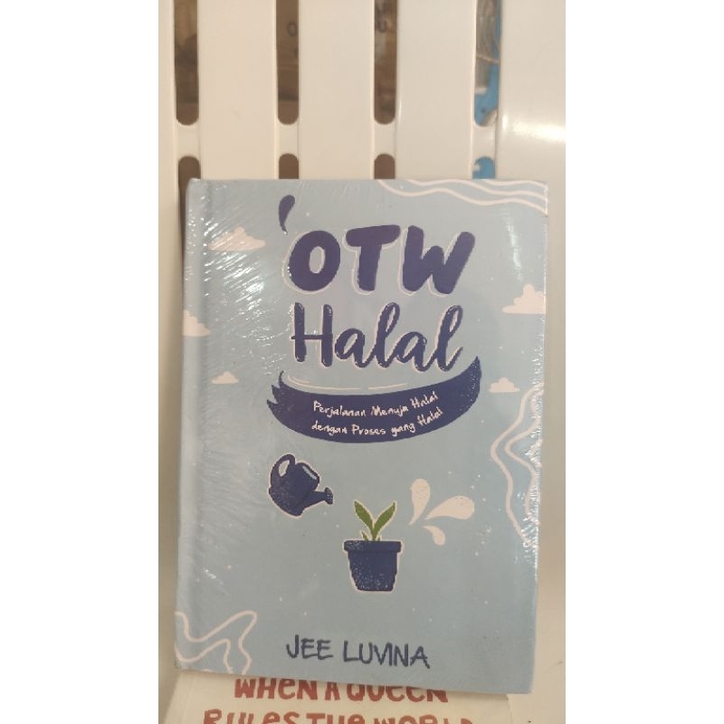 buku otw halal "perjalanan menuju halal dengan proses yang halal" - jee luvina