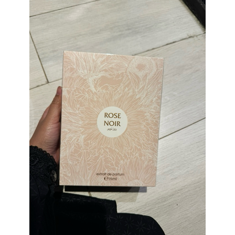 PARFUME ROSE NOIR by AHMED