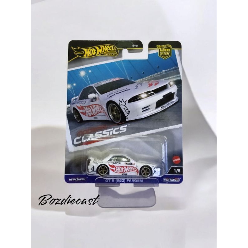 Hot Wheels premium Nissan skyline gtr r32 Pandem {free protector}