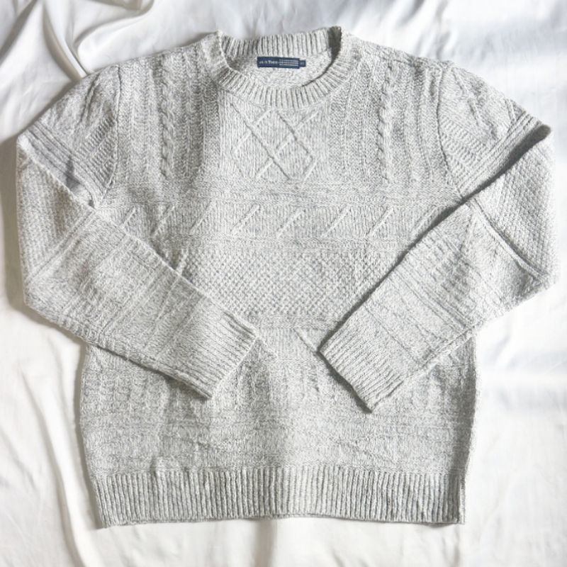 US N THEM Kepang Textured Light Grey Abu Knitwear Sweater Sweatshirt Crewneck Rajut Wool Jaket