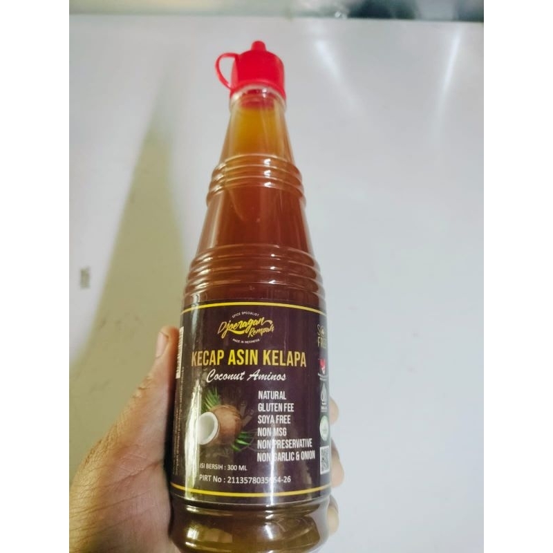 

Kecap Asin dan manis djoeragan rempah