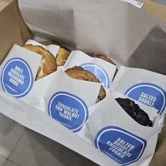 

Mixed Cookie Box - 6 pieces