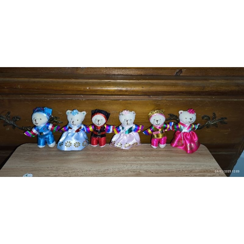 oleh-oleh Korea, gantungan HP beruang Korea, gantung Hp teddy bear Korea, boneka orang korea lucu