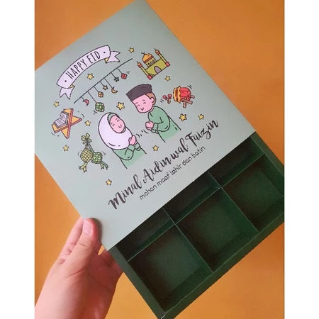 

( 5 Pcs ) Box Packaging Fruitpie Lebaran Dus Hampers Eggtart Idul Fitri Motif Hijau Tua Silahturahmi Sekat 9