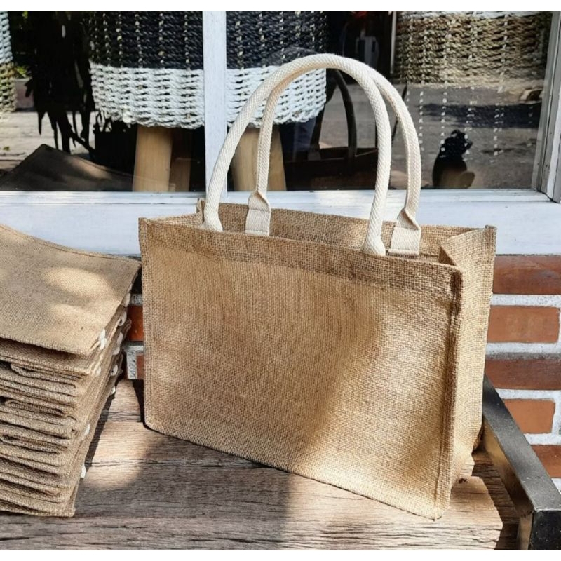 

Tas Hampers/Tas Goni BA317