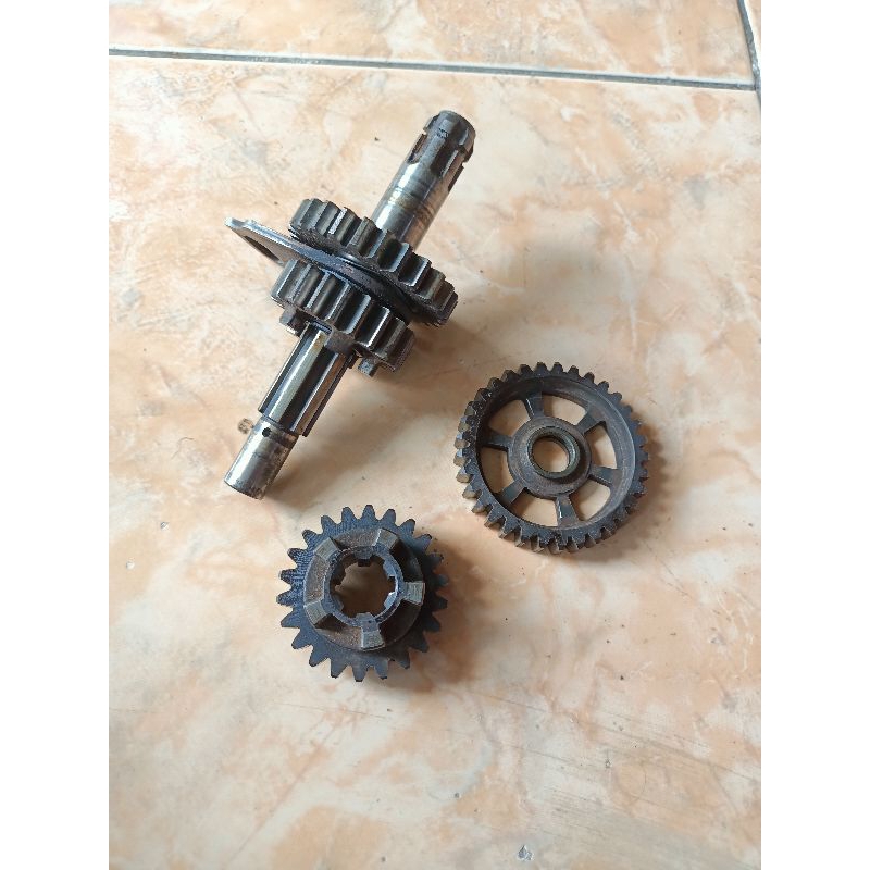 as ger gear depan gigi rasio Suzuki smash Titan original