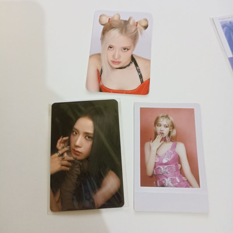 [Dapat Semua] blackpink born pink pc official benefit jisoo + pc polaroid rosé