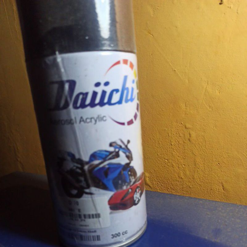 

Daiichi Akrilik cat spray white 300cc