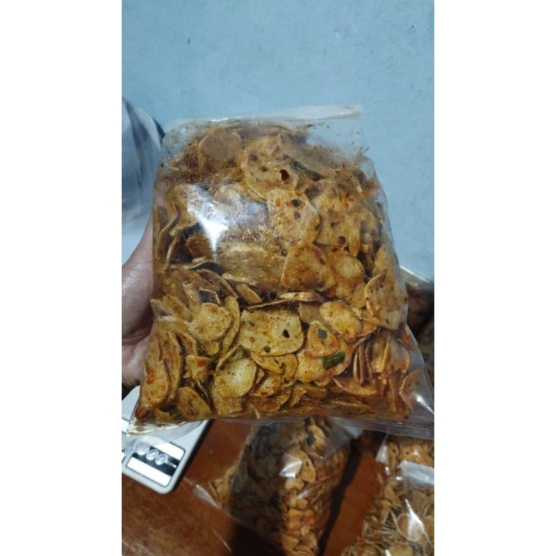 

kripik basreng bumbu basah daun jeruk 1kg