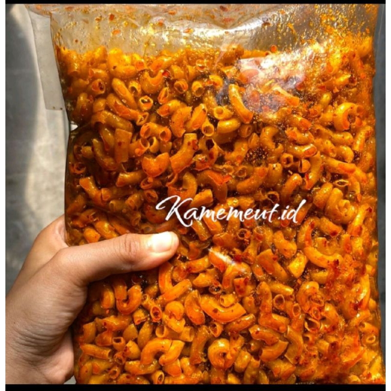 

Seblak Makroni kriuk bumbu cikruh pedas daun jeruk 250gram