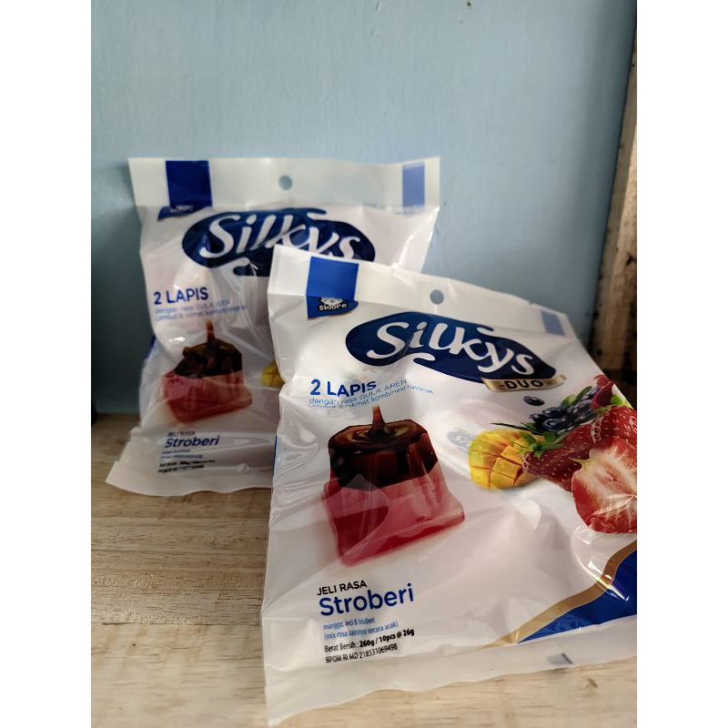 

Silkys Jeli Rasa Stroberi Duo 2 Lapis