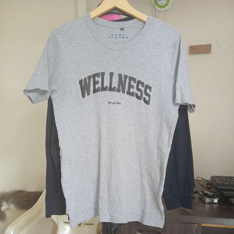 Kaos katun MARC JACOBS second Original warna abu tebal kerah kencang  LD 104 melar ke 110cm Pjg 70cm