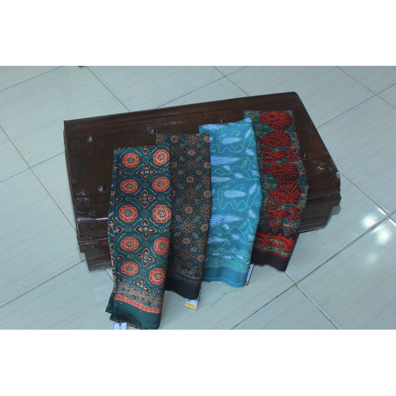 BATIK JAMBI ZHORIF - BAHAN DASAR BATIK CAP WARNA HIJAU