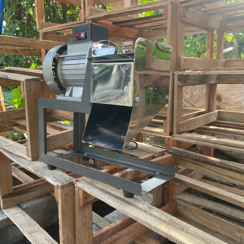 PARUT KELAPA LISTRIK STAINLESS STEEL PARUTAN SERBAGUNA PARUDAN KELAPA LISTRIK PARUTAN SERBAGUNA