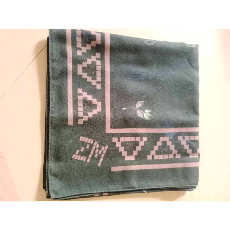 Preloved scarf zaskia mecca