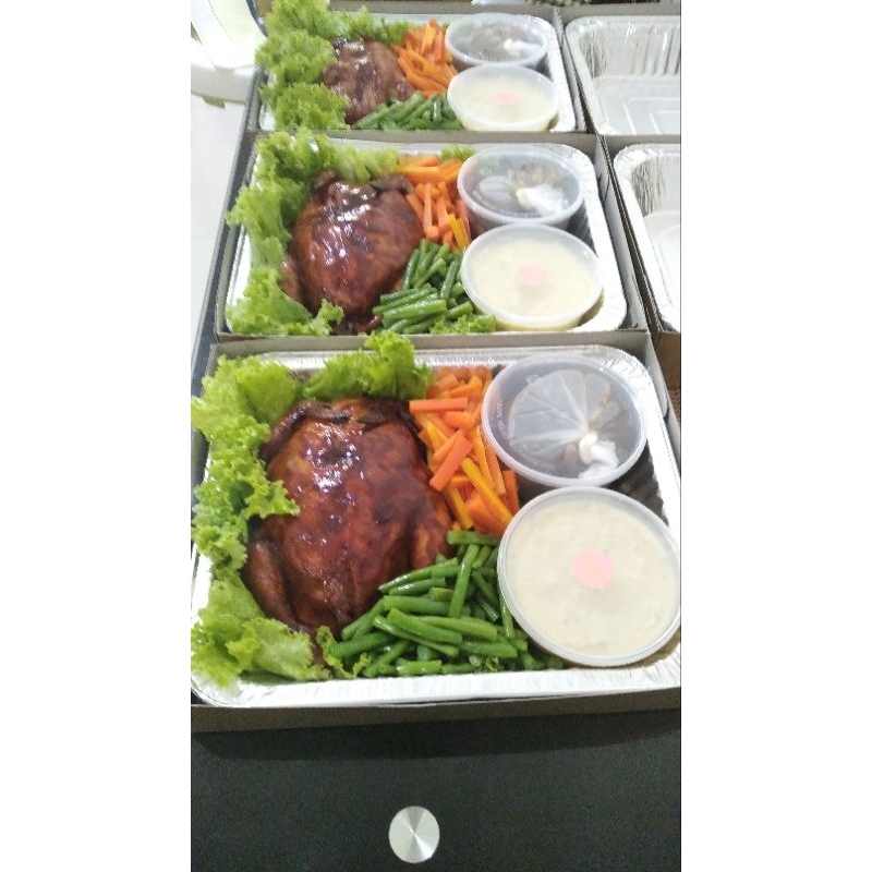 

Ayam Kodok Sharing (Untuk 5 orang)