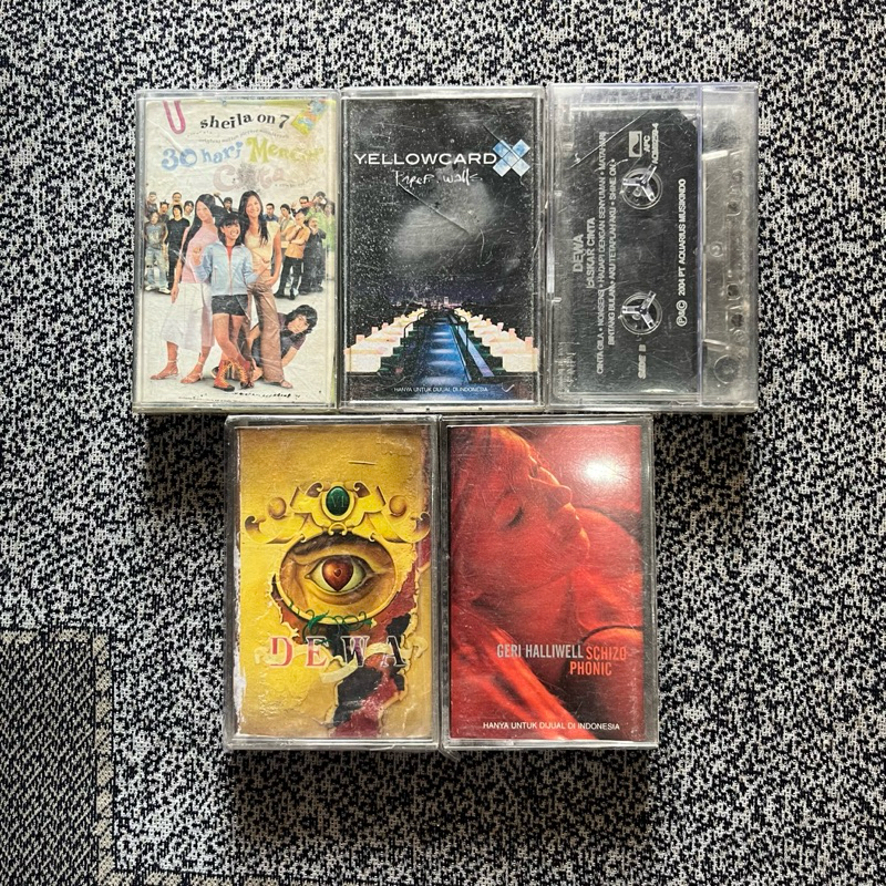 Kaset Pita Walkman Radio Tape Dewa Laskar Cinta Sheila on 7 Paper Walk Zhico Ponic