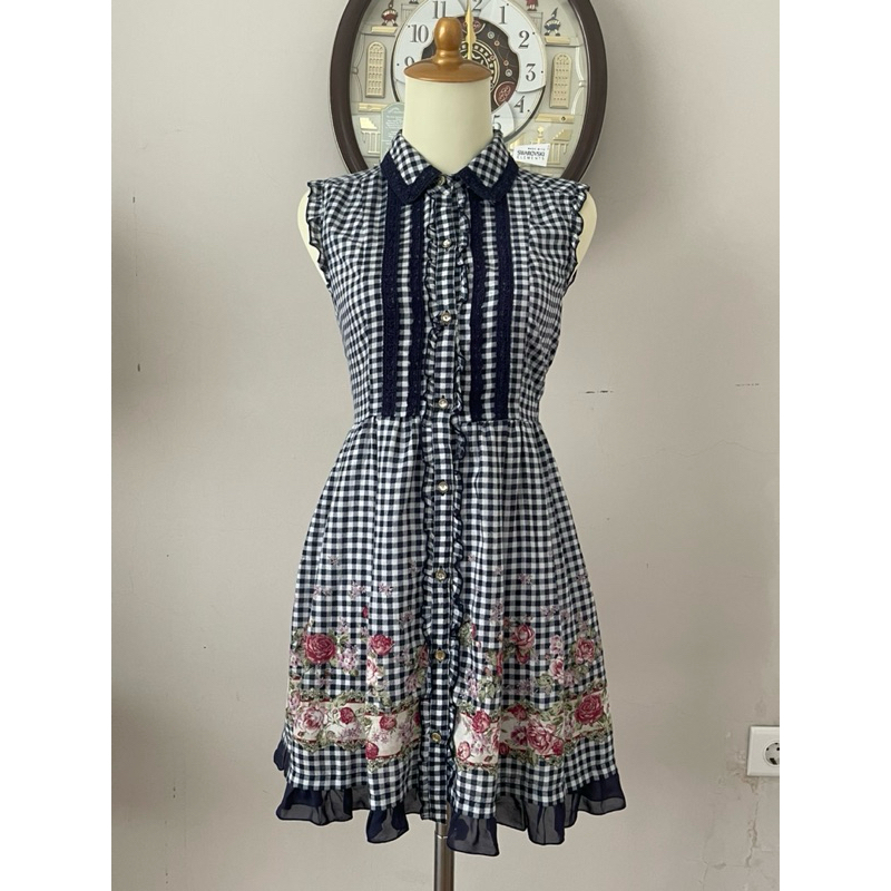 AXES FEMME Blue Lace Picnic Floral Dress