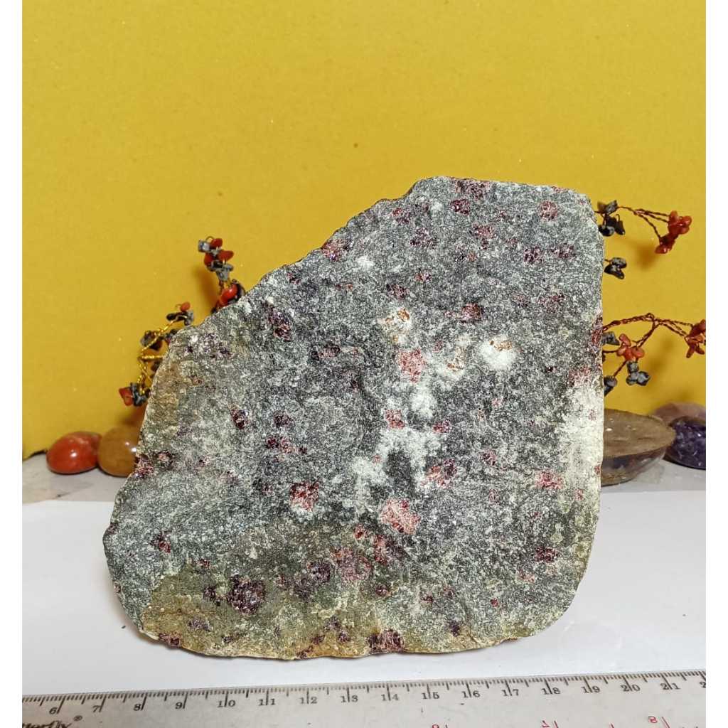 Batu Natural Garnet Rough / Raw Speciment (6)