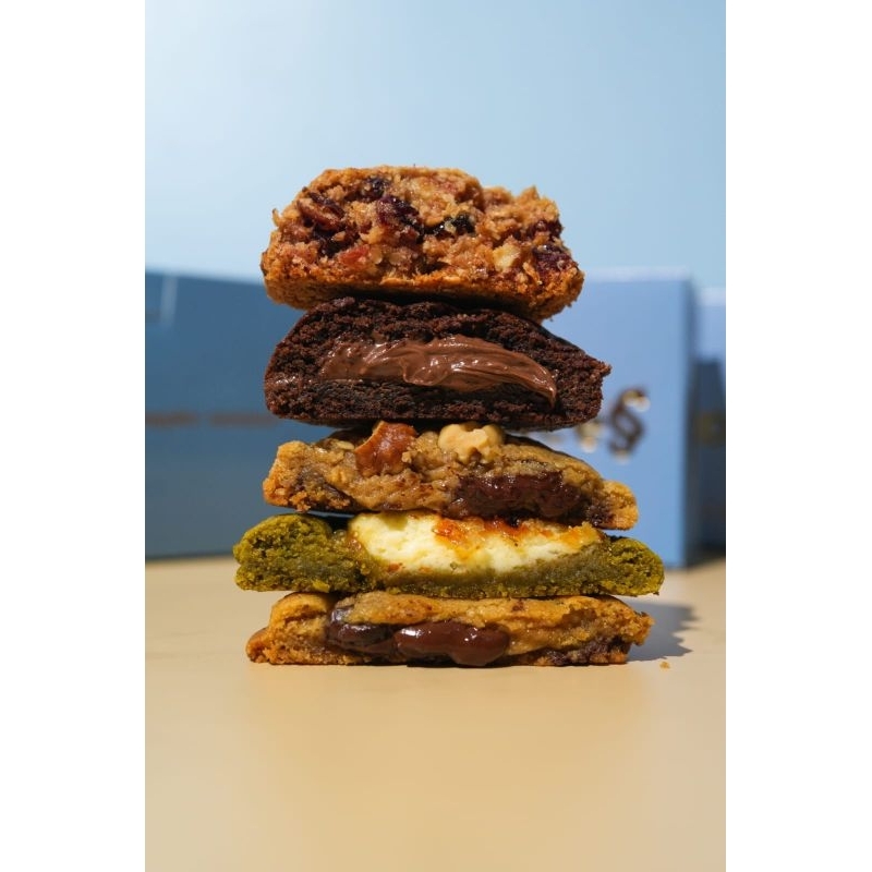 

big box isi 5 cookies