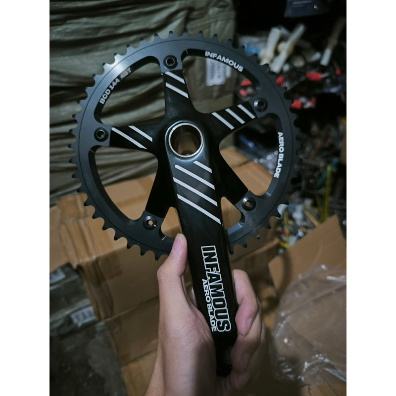Crankset infamous HT2 48t fixie bcd144
