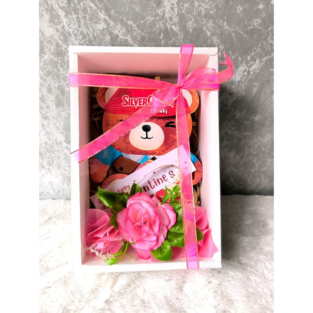 

Hampers Silverqueen Chunkybar Valentine Box
