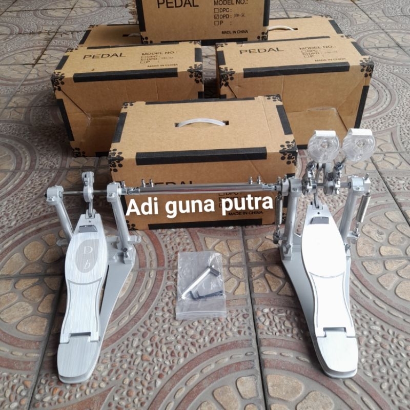 DIRECT DRIVE DB PERCUSSION DOUBLE PEDAL DRUM