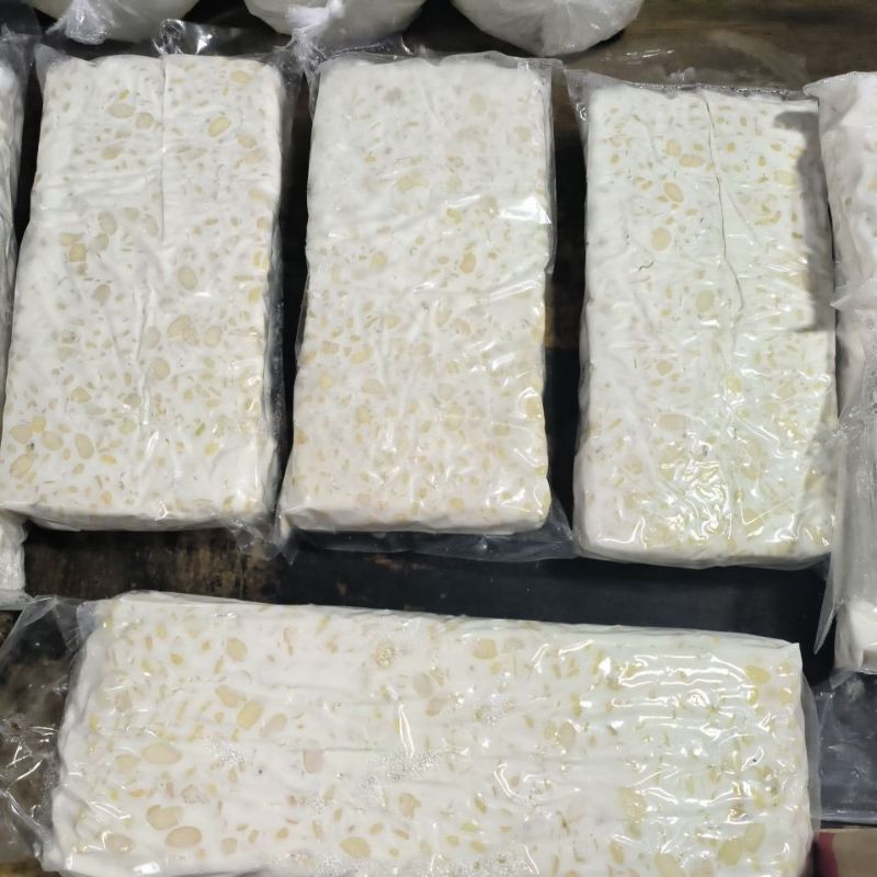 

Tempe produksi sendiri berat 400gr