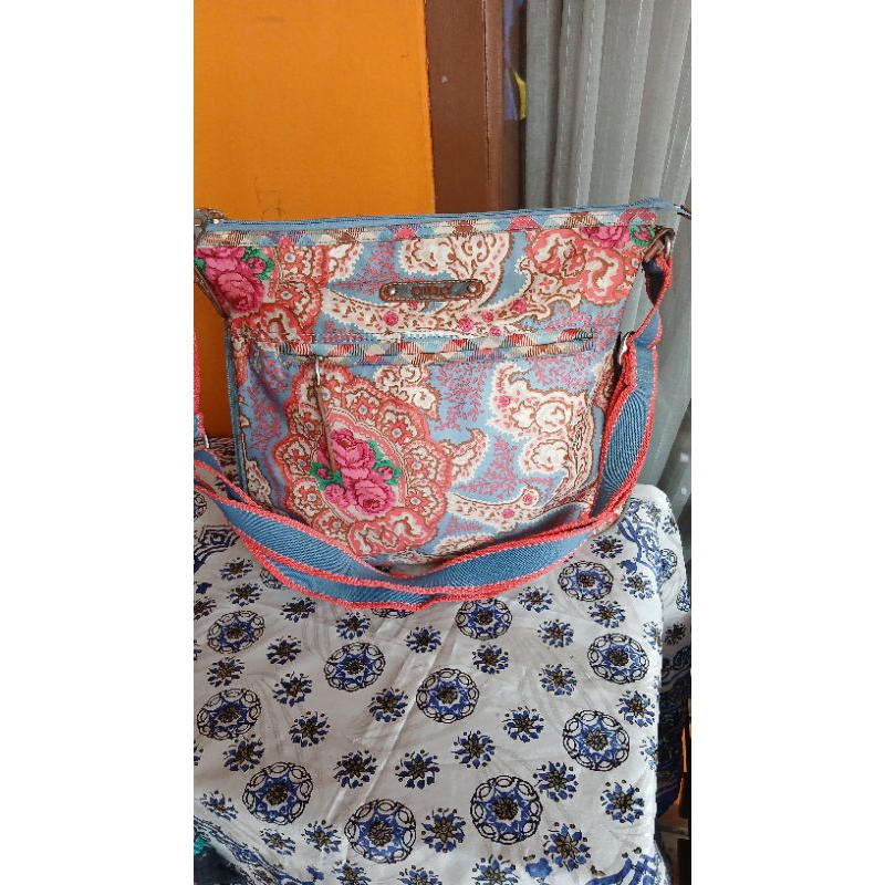 Tas selempang oilily